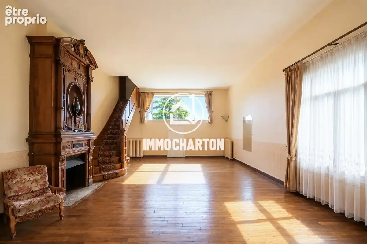 Maison 11 pièces 221 m² à vendre à Guecelard (72230) - photo 4