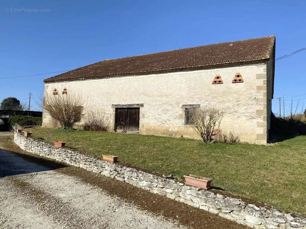 Maison à MONFLANQUIN