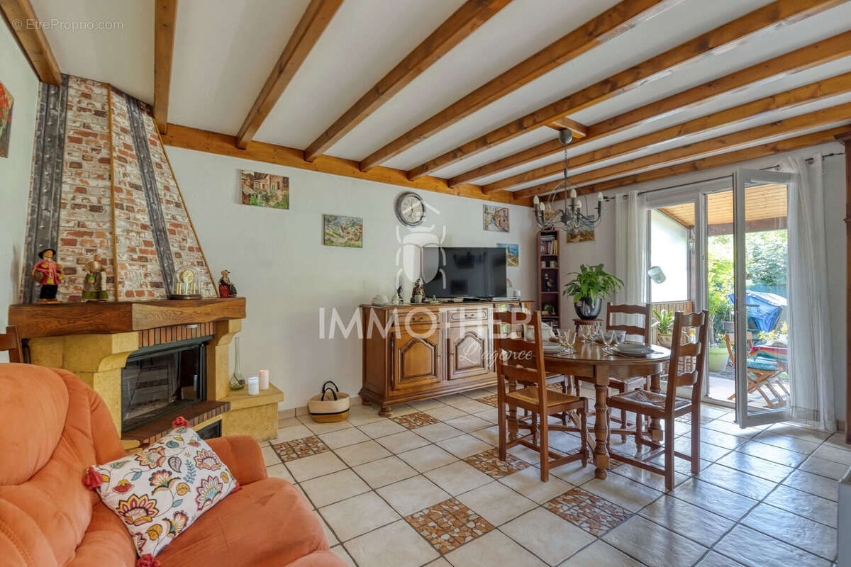 Maison 108 m² à Saint-Egreve  - photo 8