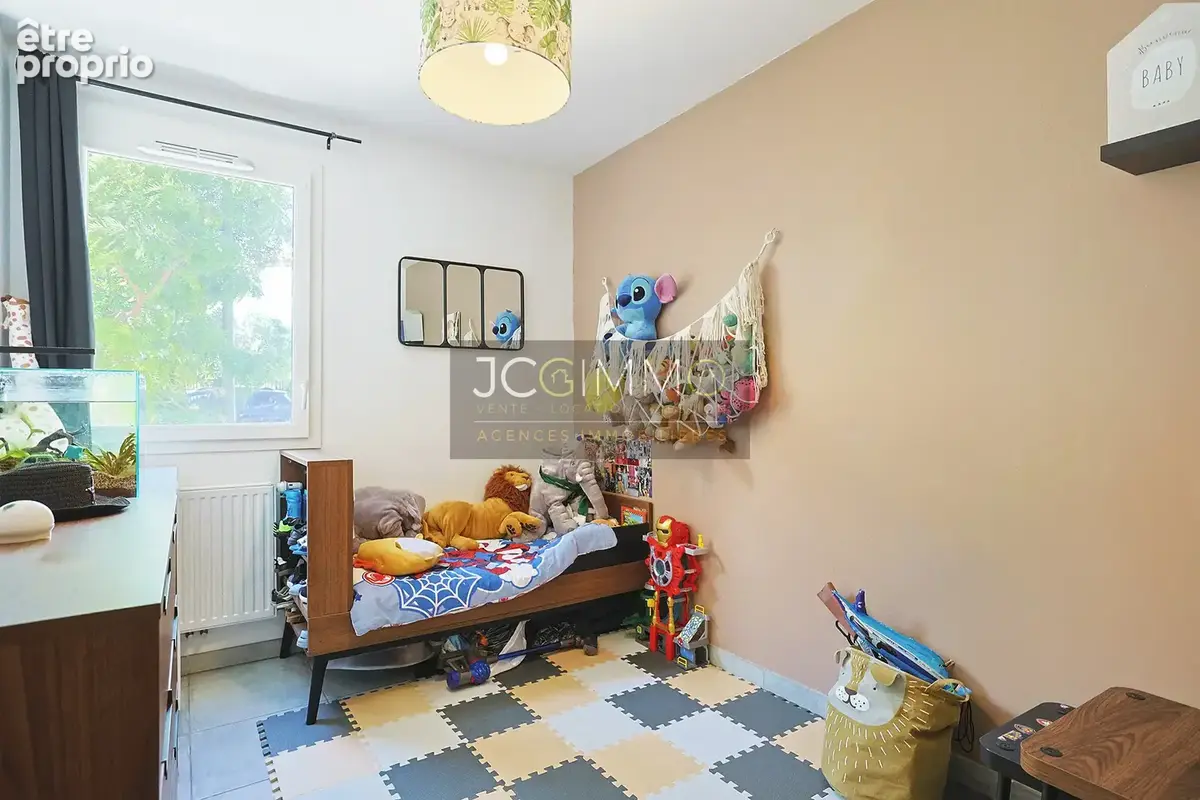 Appartement T3 récent avec terrasse et garage ! - photo 7