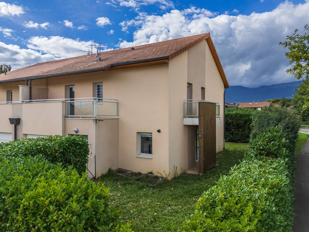 Maison à PREVESSIN-MOENS