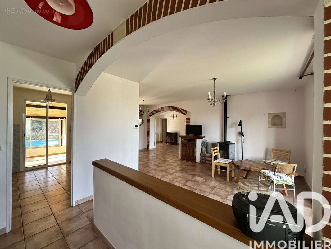 Maison 111 m² à Villeneuve-Sur-Lot  - photo 5