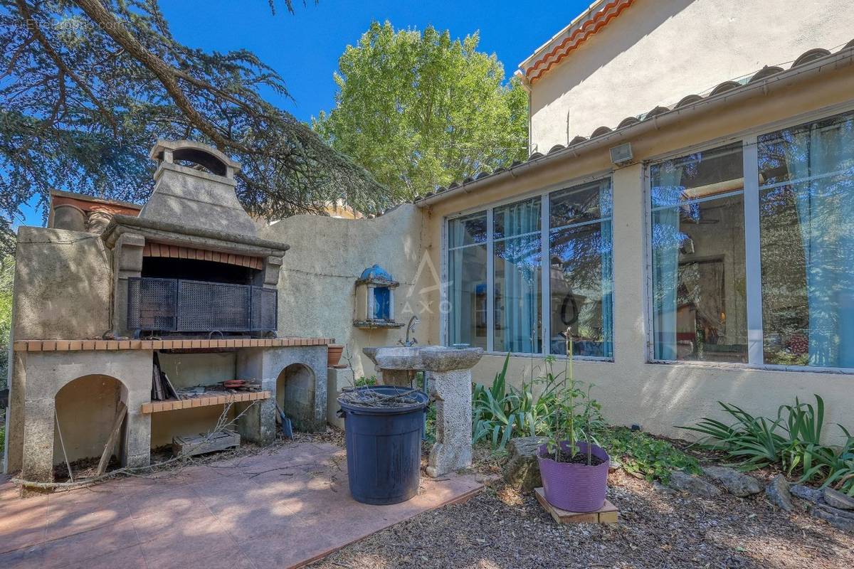 Maison à SAINT-ZACHARIE