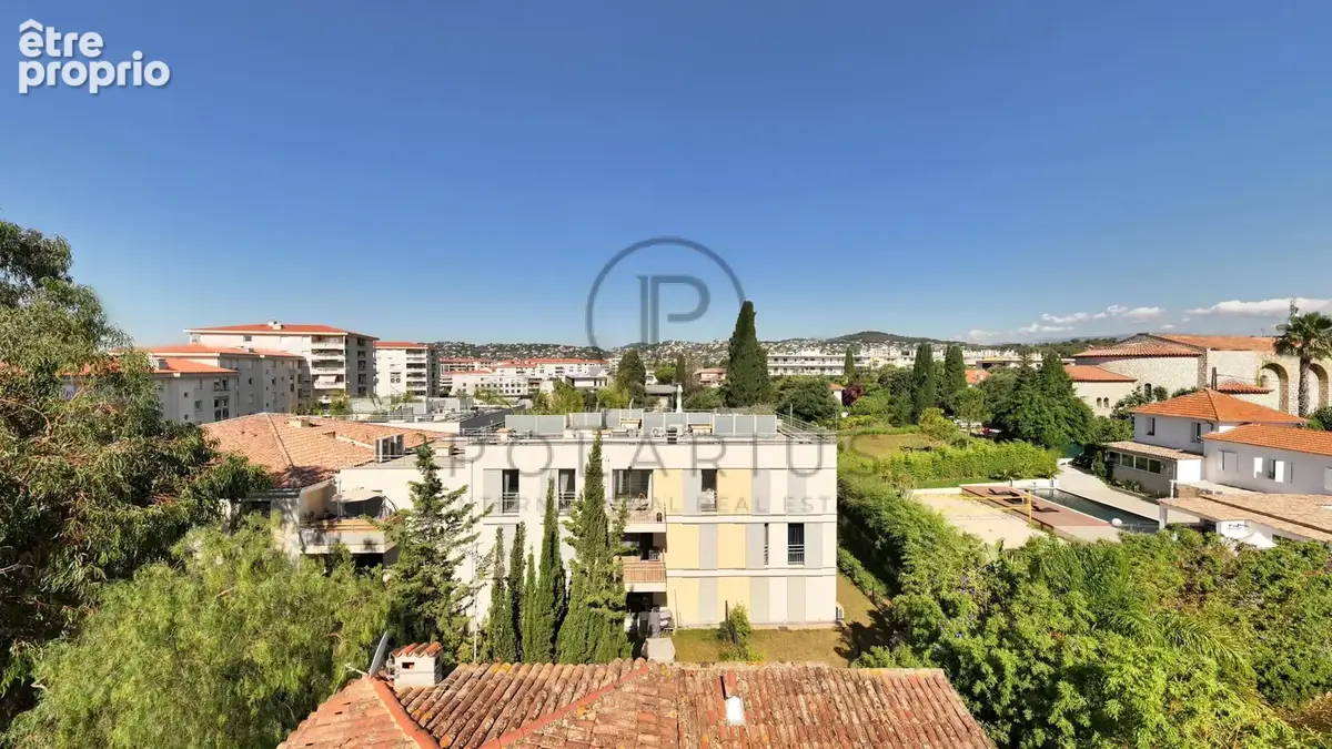 Appartement neuf 2 pièces avec terrasse près de la plage de Juan-les-Pins, Antibes - photo 5
