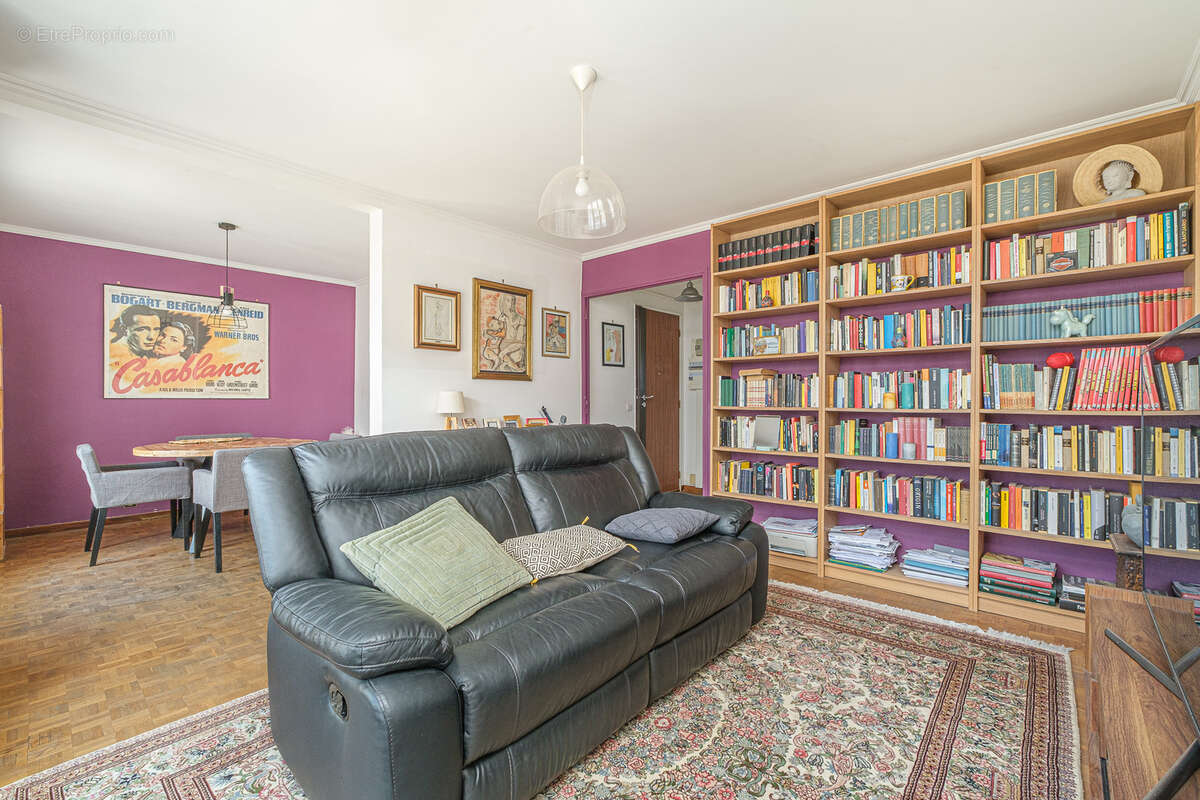 Appartement à MARSEILLE-9E
