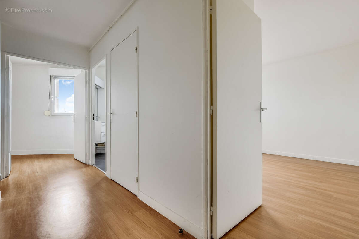 Appartement à PARIS-19E
