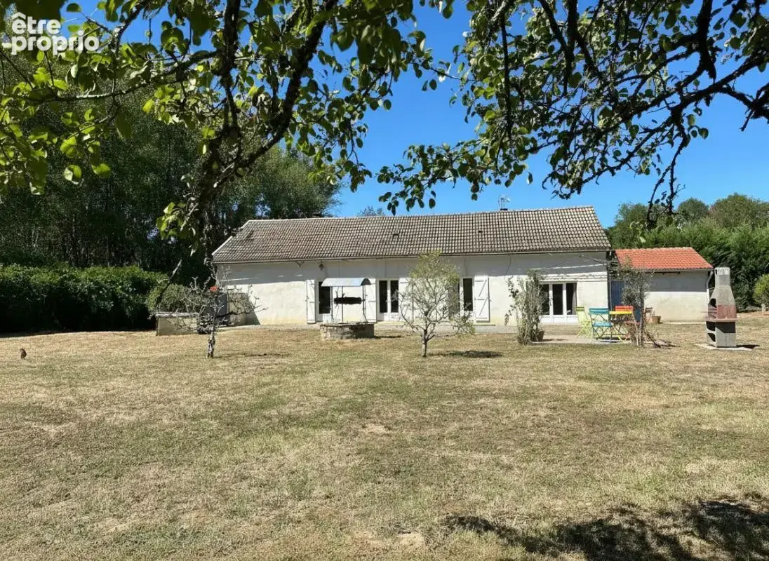 Maison à SAINT-PAUL-LA-ROCHE