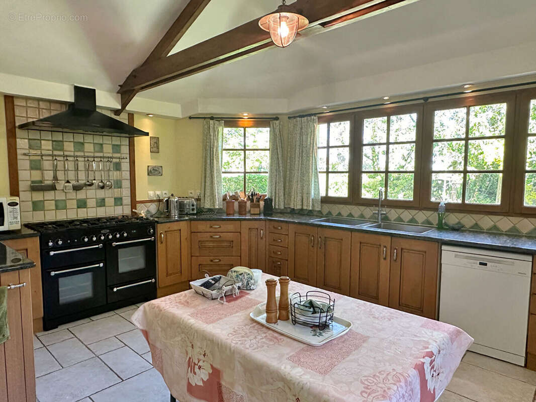 Maison à RAUVILLE-LA-PLACE
