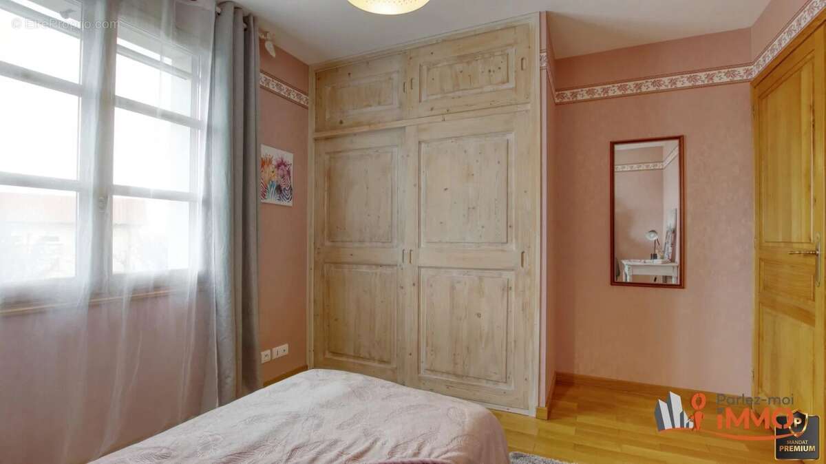 Maison à LA TOURETTE
