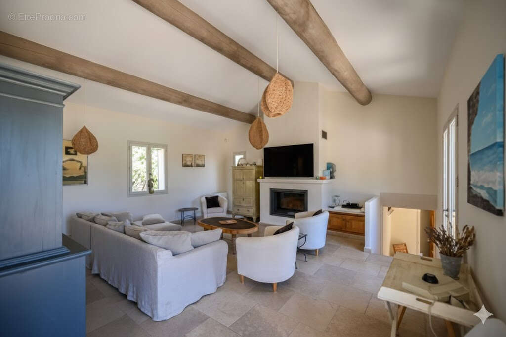 Maison à JOUCAS