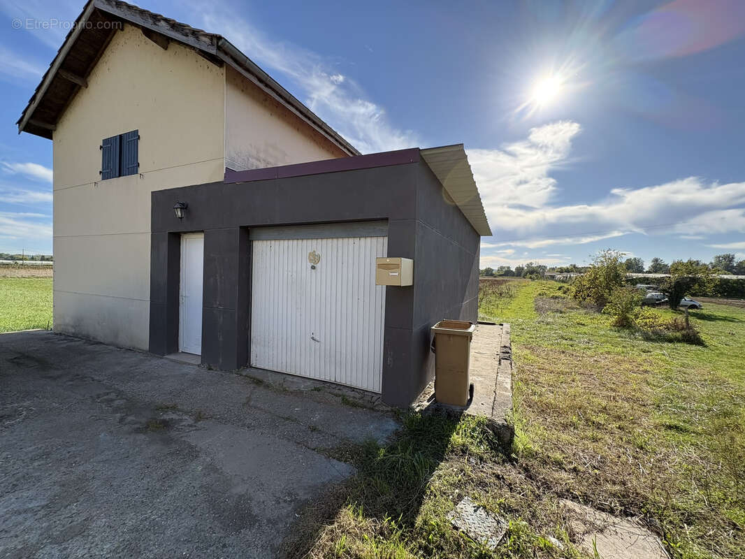 Maison à CLERMONT-DESSOUS