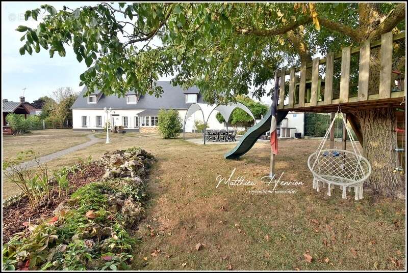 Maison à CIERREY