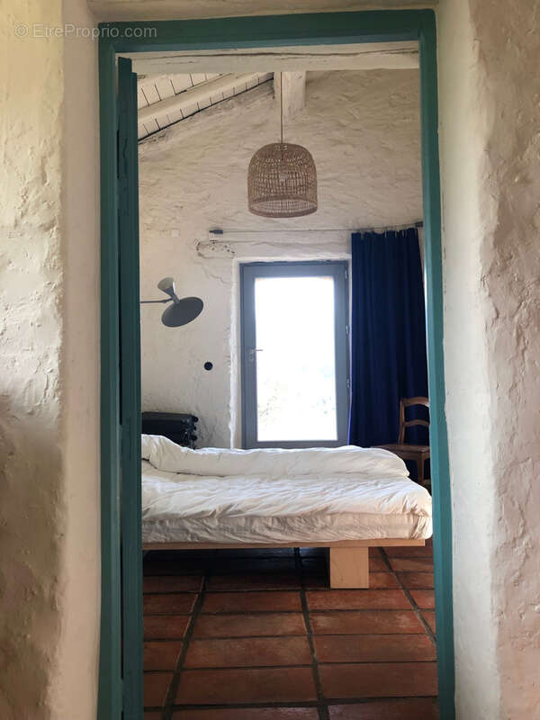 Maison à CALMEILLES