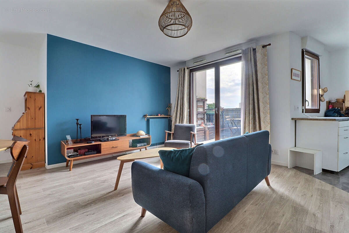 Appartement à AUBERVILLIERS