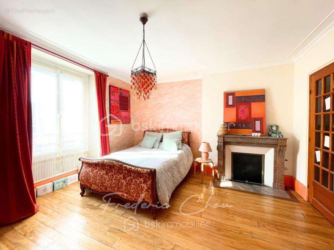 Maison à NANTEUIL-LE-HAUDOUIN