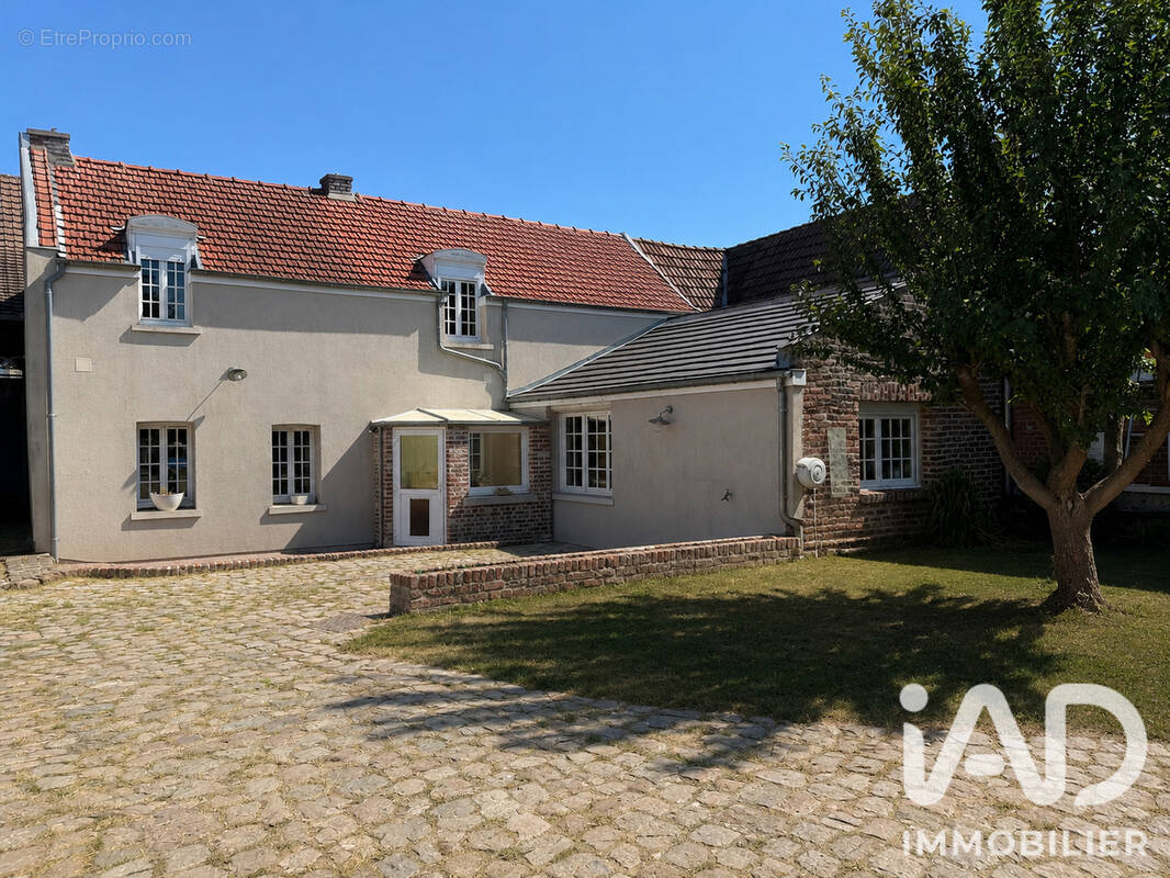 Photo 1 - Maison à GUESNAIN