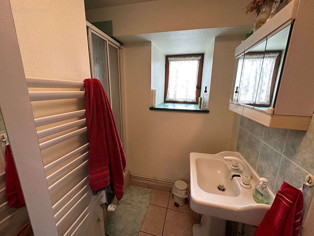 Maison à SAINTE-FEYRE