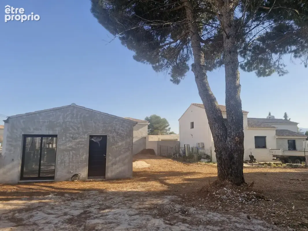 Maison à CUERS