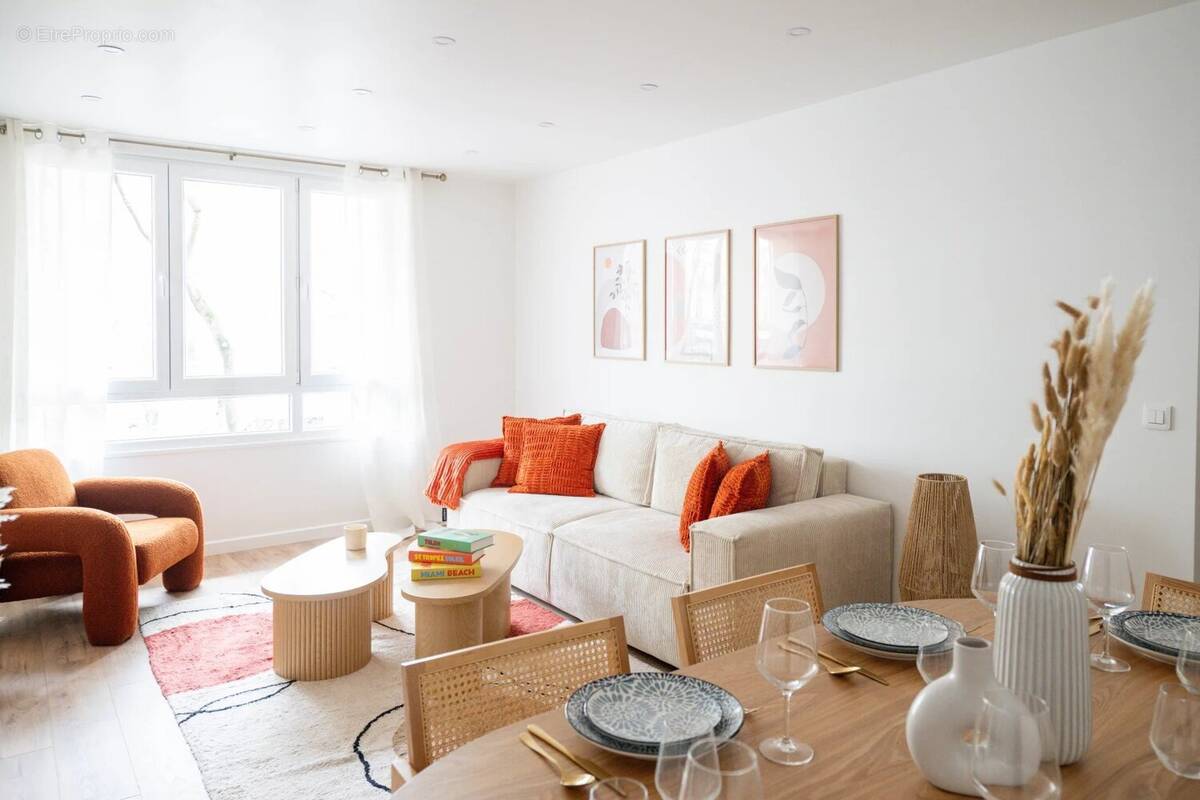 Appartement à PARIS-11E