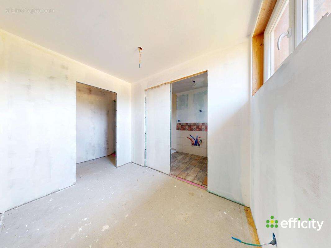 Maison 131 m² à Perrex  - photo 8