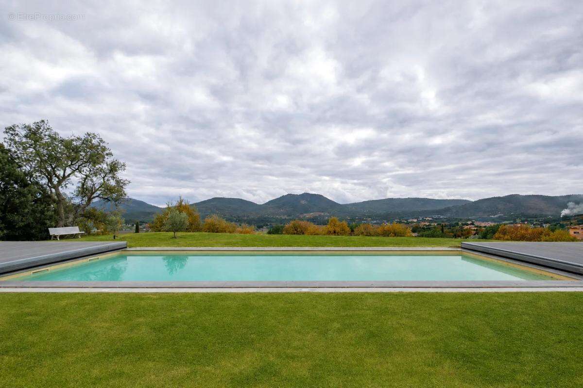 Luxueuse villa au Plan-de-la-Tour - photo 13