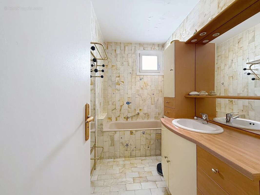 Appartement à EPINAY-SUR-SEINE