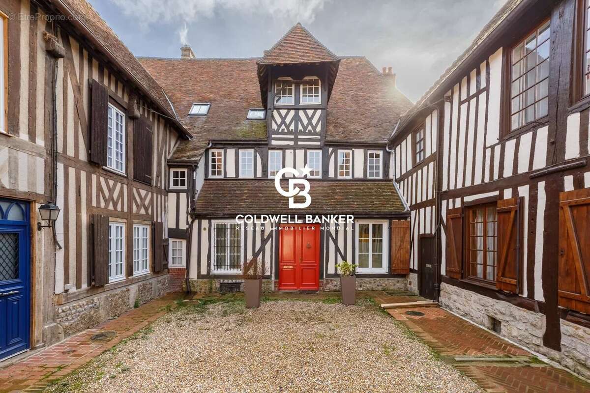 Maison à BERNAY