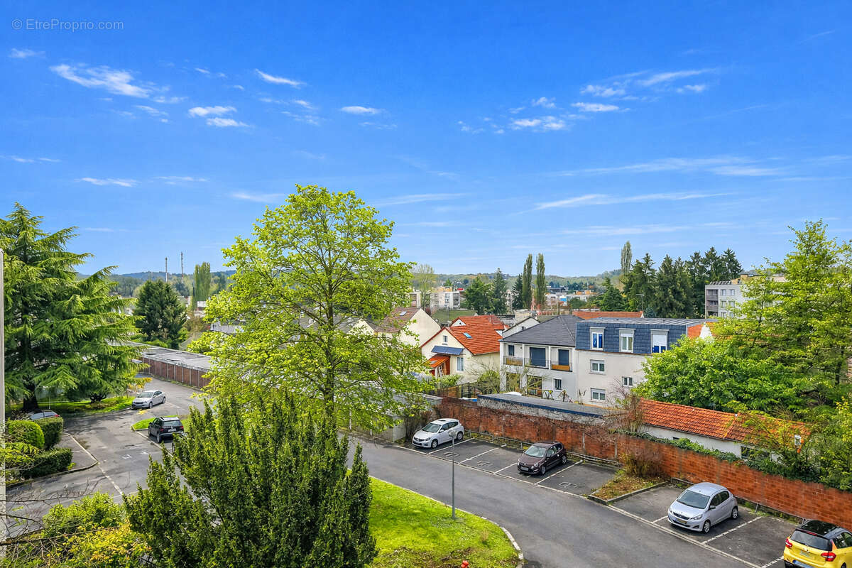 Appartement à SAINT-BRICE-SOUS-FORET