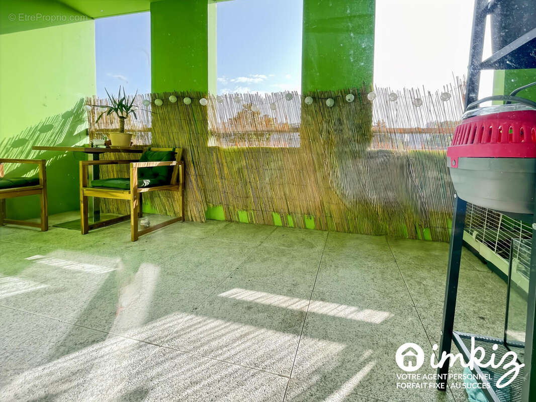 studio meublé 23 m², terrasse de 9 m² et box - photo 4
