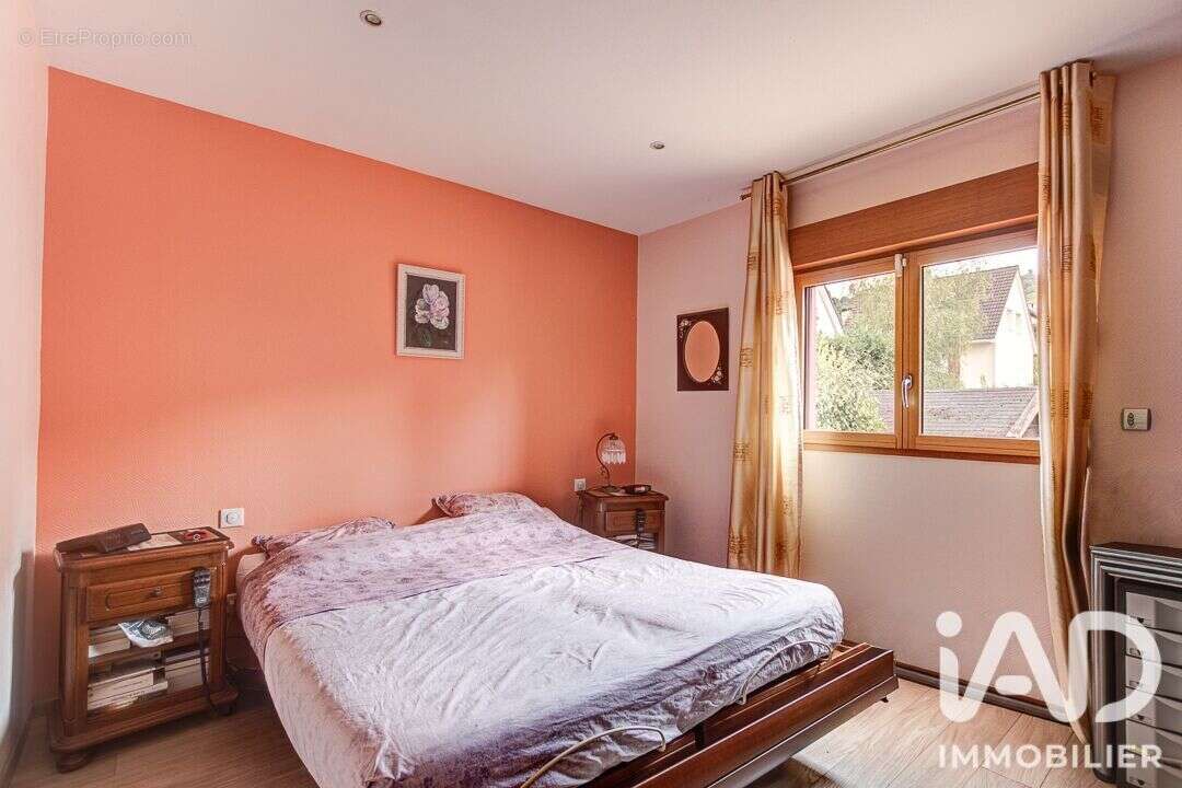 Maison 140 m² à Grand-Couronne  - photo 8