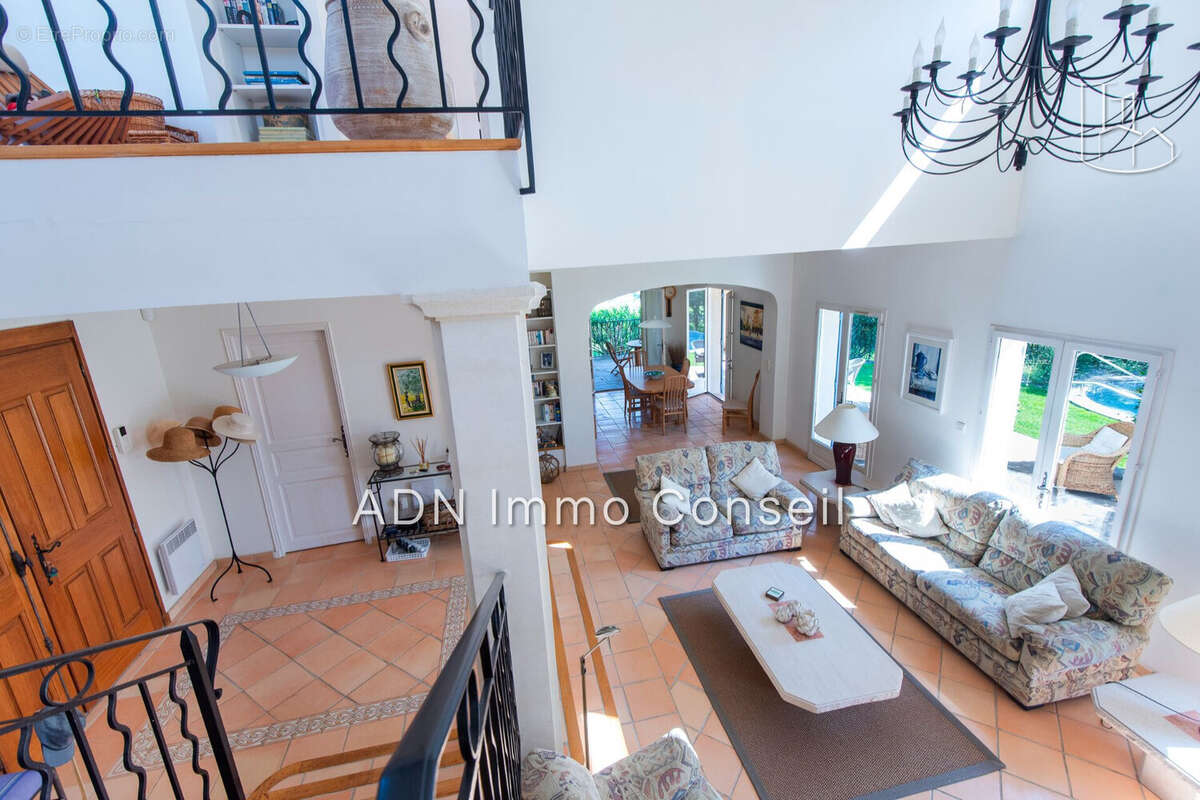 Maison 193 m² à Mallemort  - photo 6