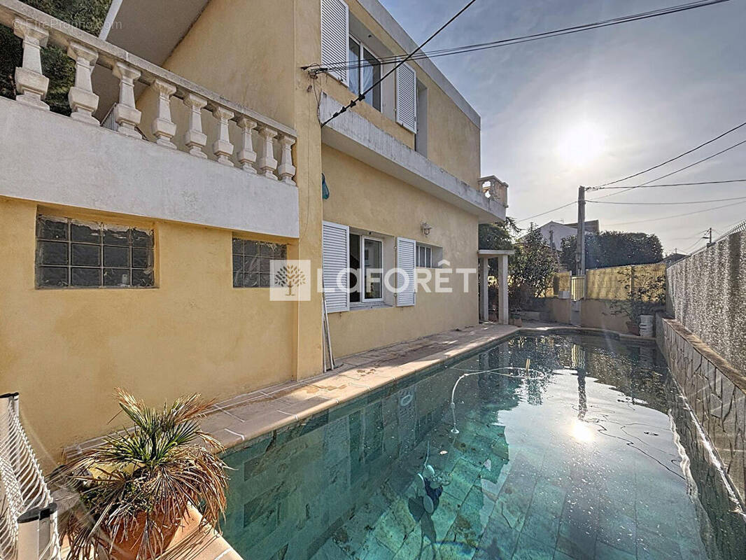 Maison à MARSEILLE-9E