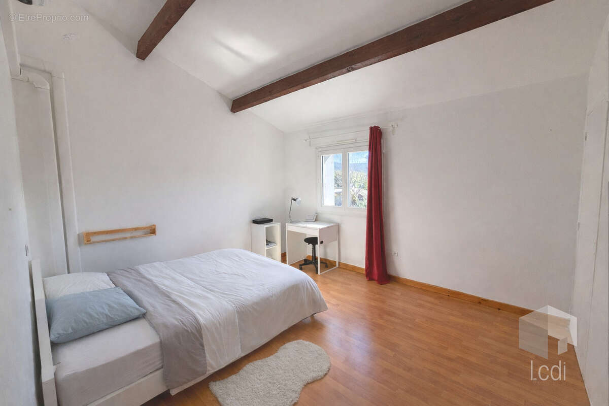 Maison à VALLON-PONT-D'ARC