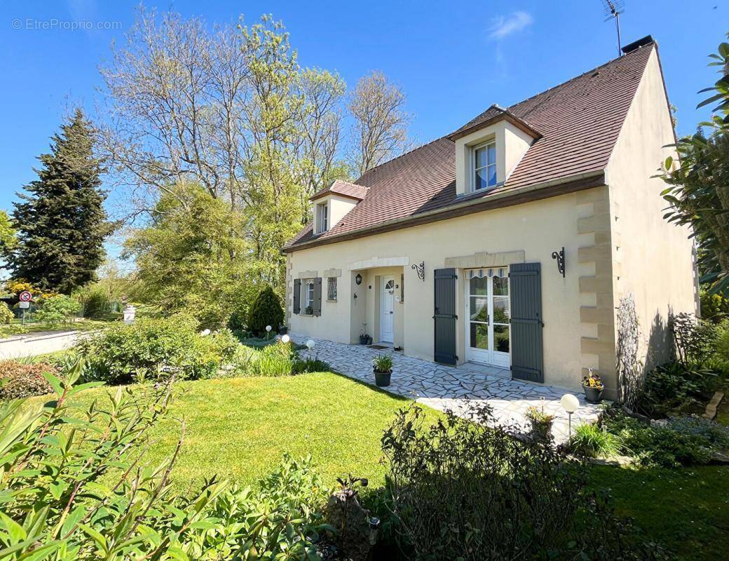 Maison à COMPIEGNE