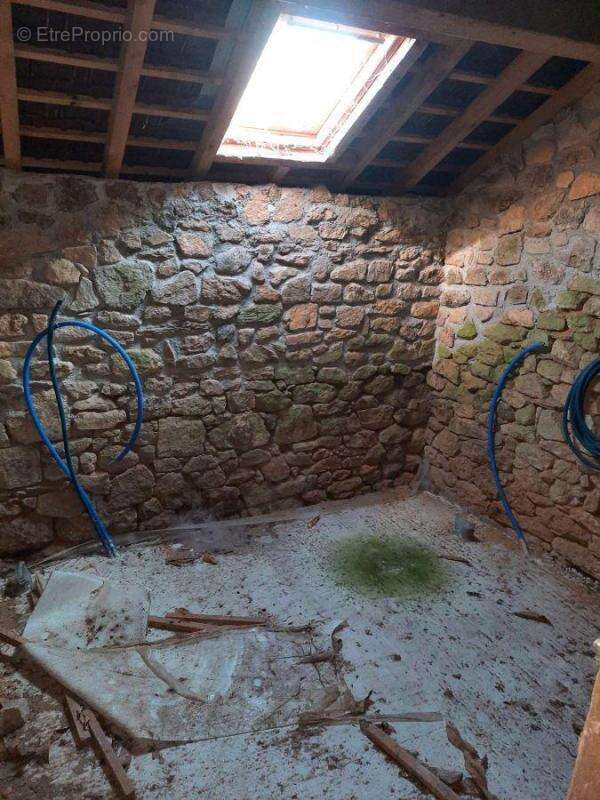 Maison à GROS-CHASTANG