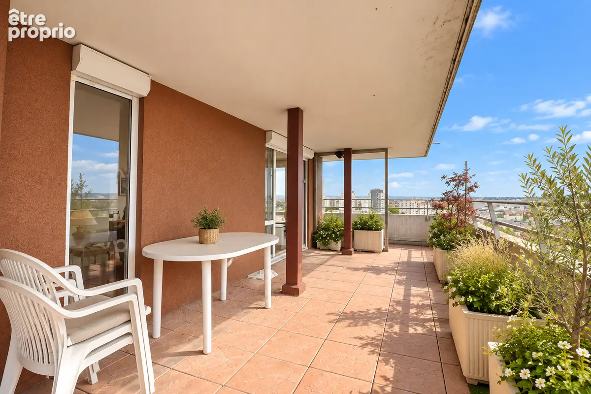 Appartement à COLOMBES