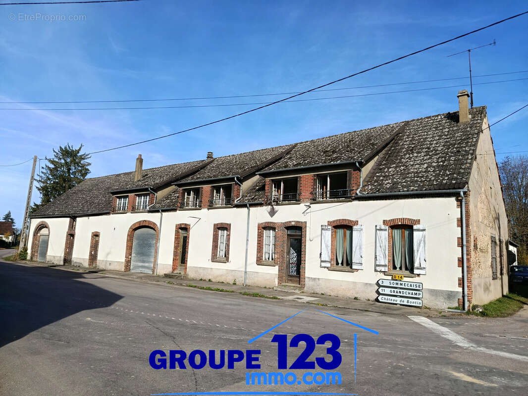 Maison à LES ORMES