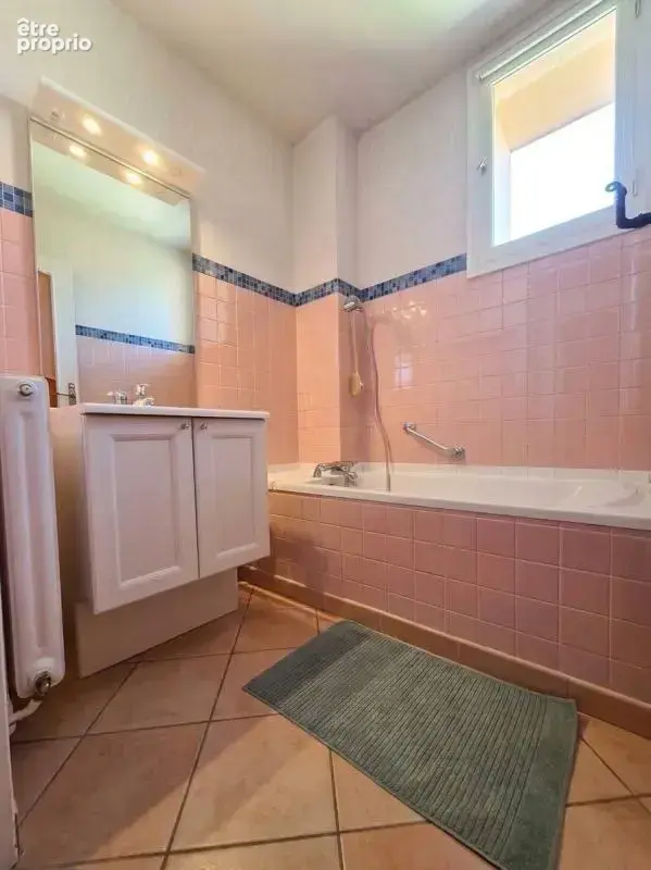 Appartement À Vendre - 67m² - photo 10