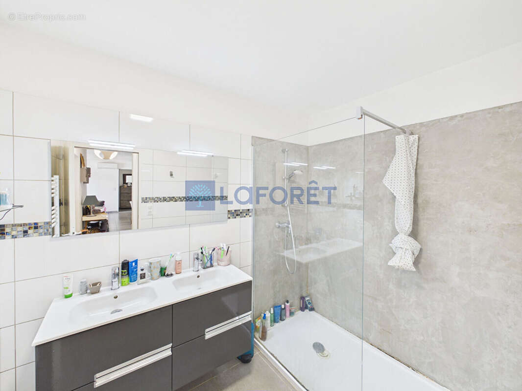 Appartement à ALATA
