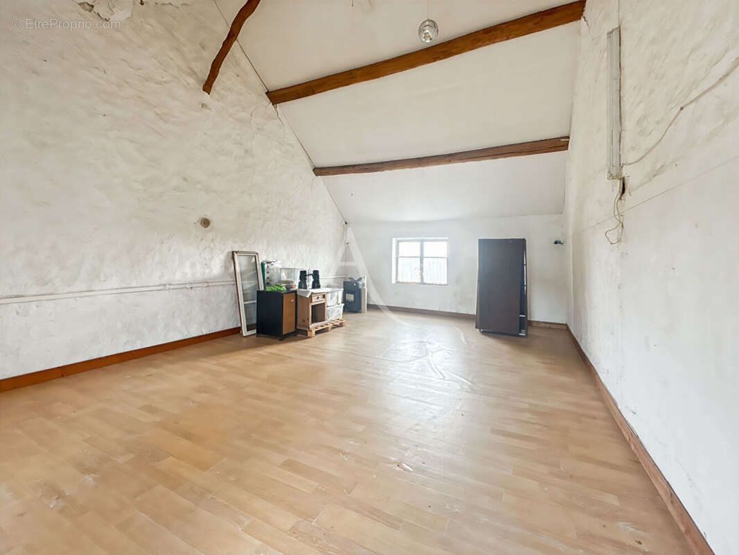 Maison à CHAUMES-EN-BRIE