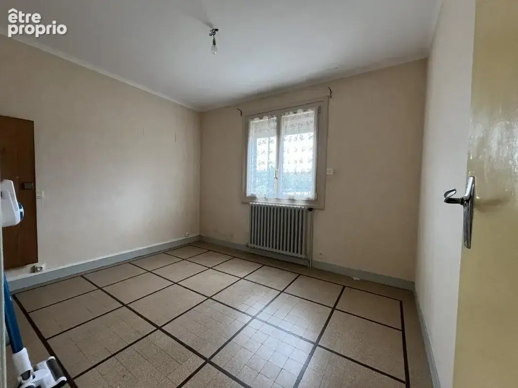 Maison 5 pièces 73 m² à vendre à Connerre (72160) - photo 6