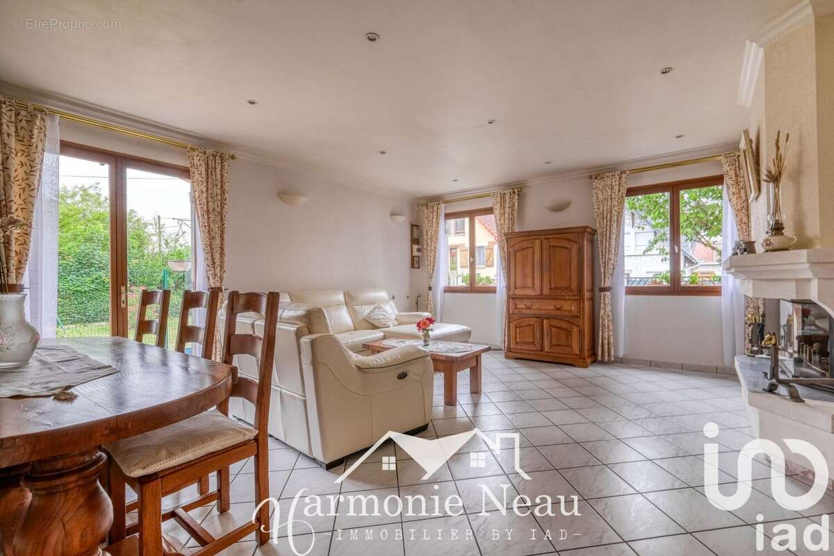 Photo 2 - Maison à VILLEPINTE