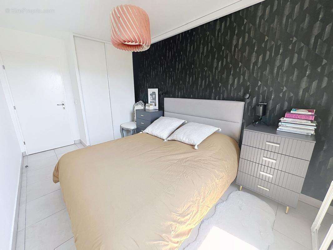 Appartement à LA COLLE-SUR-LOUP