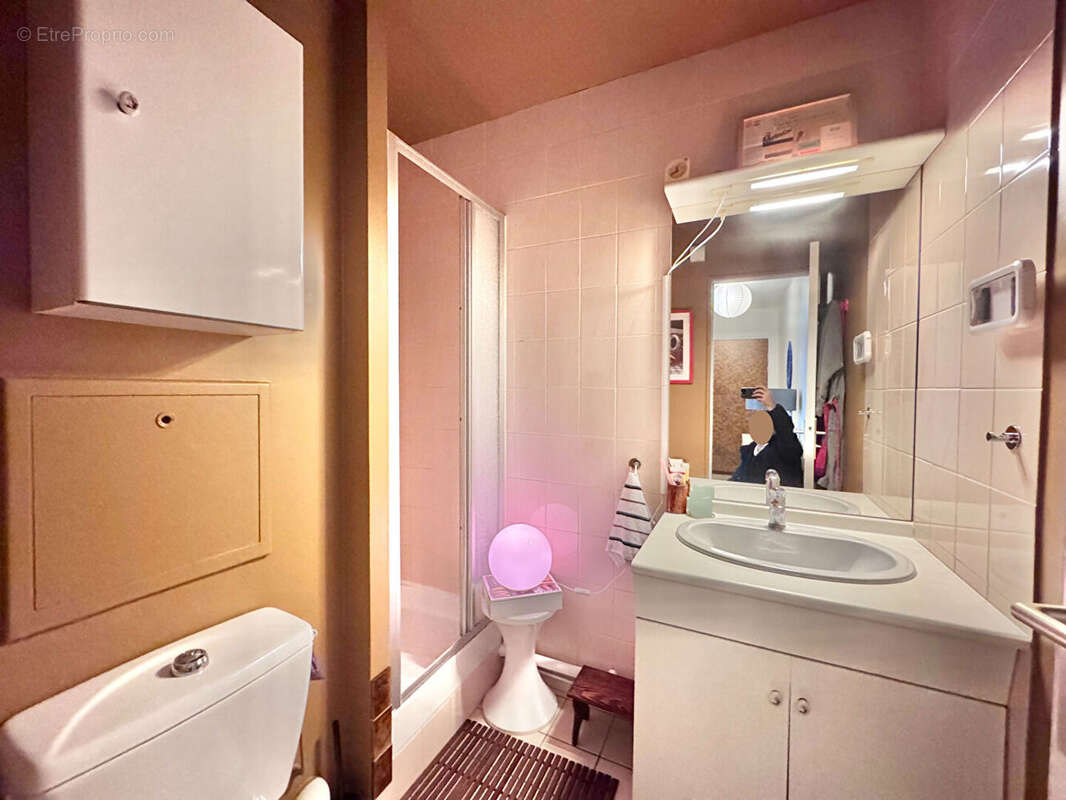 Appartement à PARIS-20E