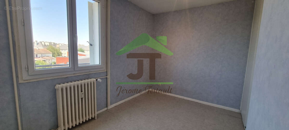À vendre à Châteaudun (28) : appartement avec 2 chambres - photo 6