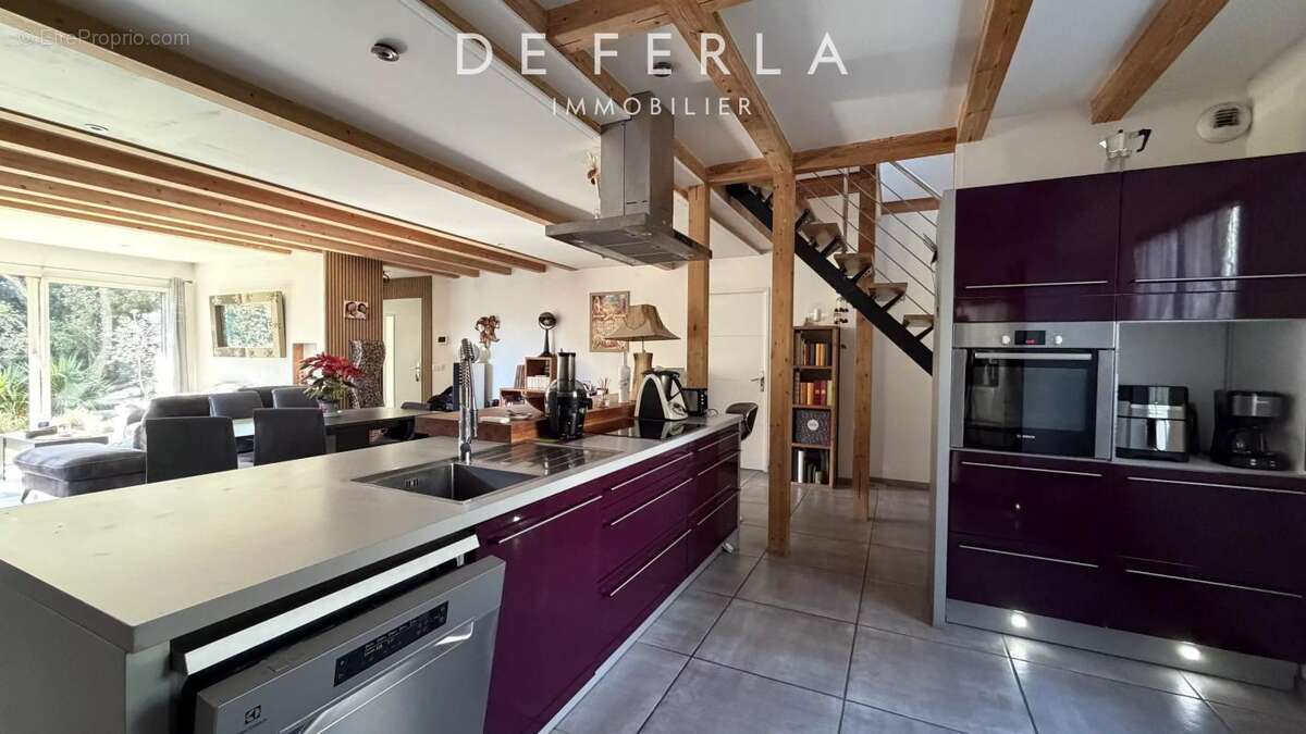 Maison à FREJUS