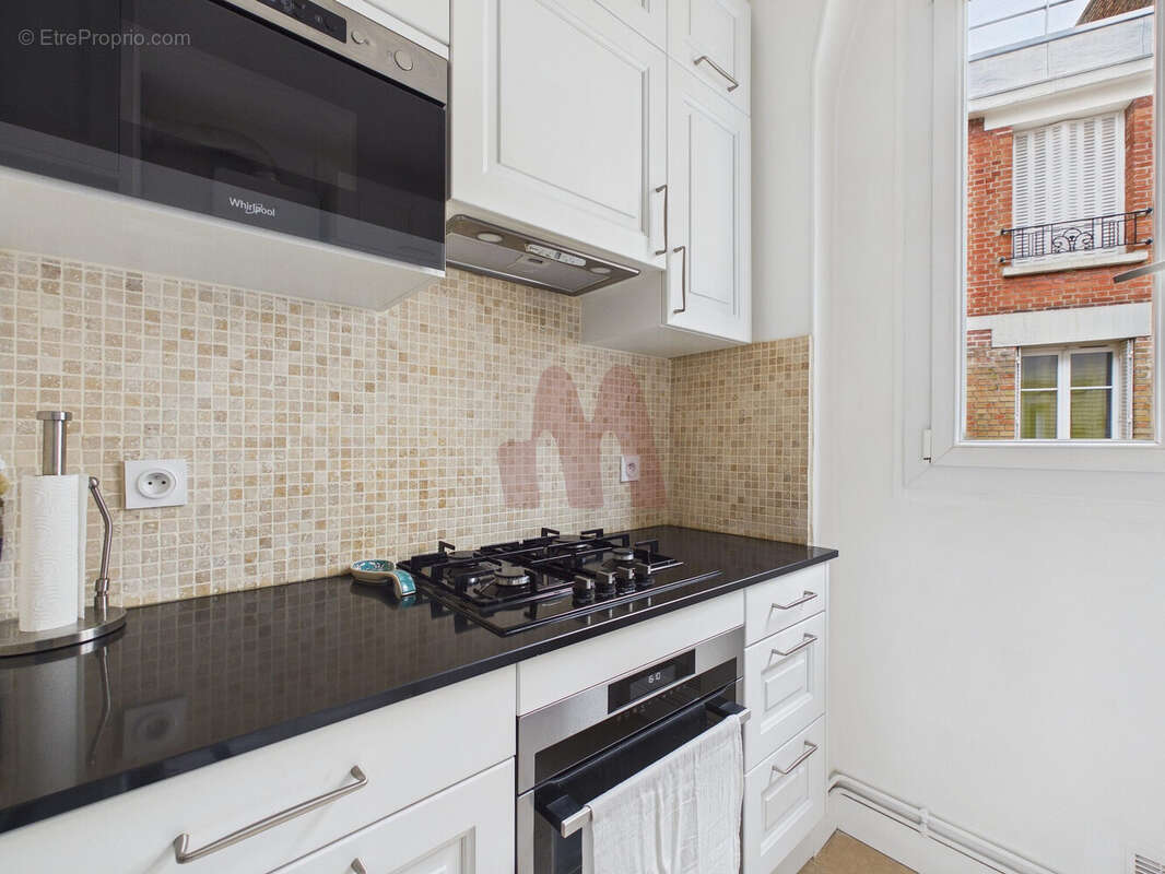 Appartement à PARIS-12E