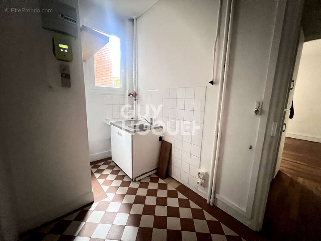 Appartement à PARIS-15E