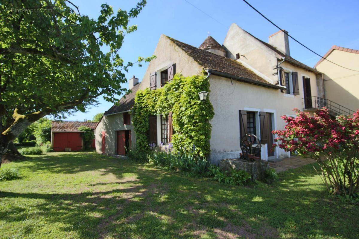 Maison à AUTUN