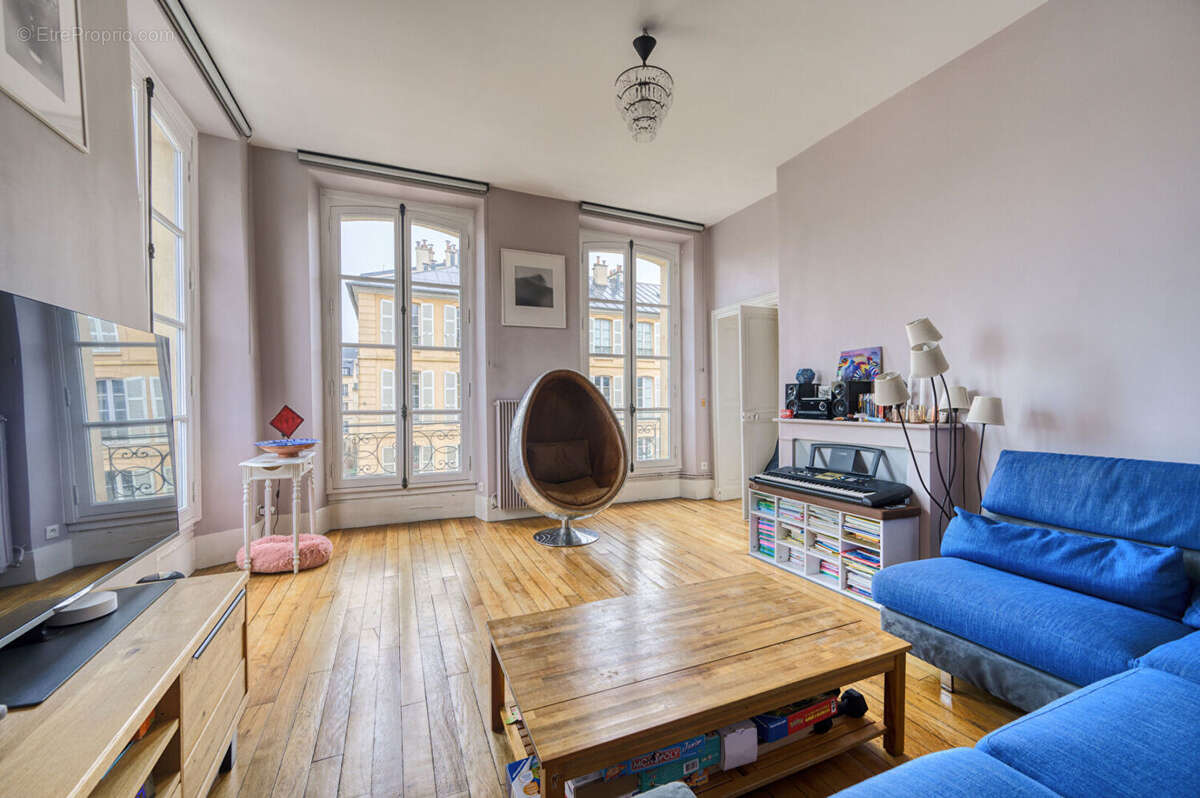 Appartement à VERSAILLES